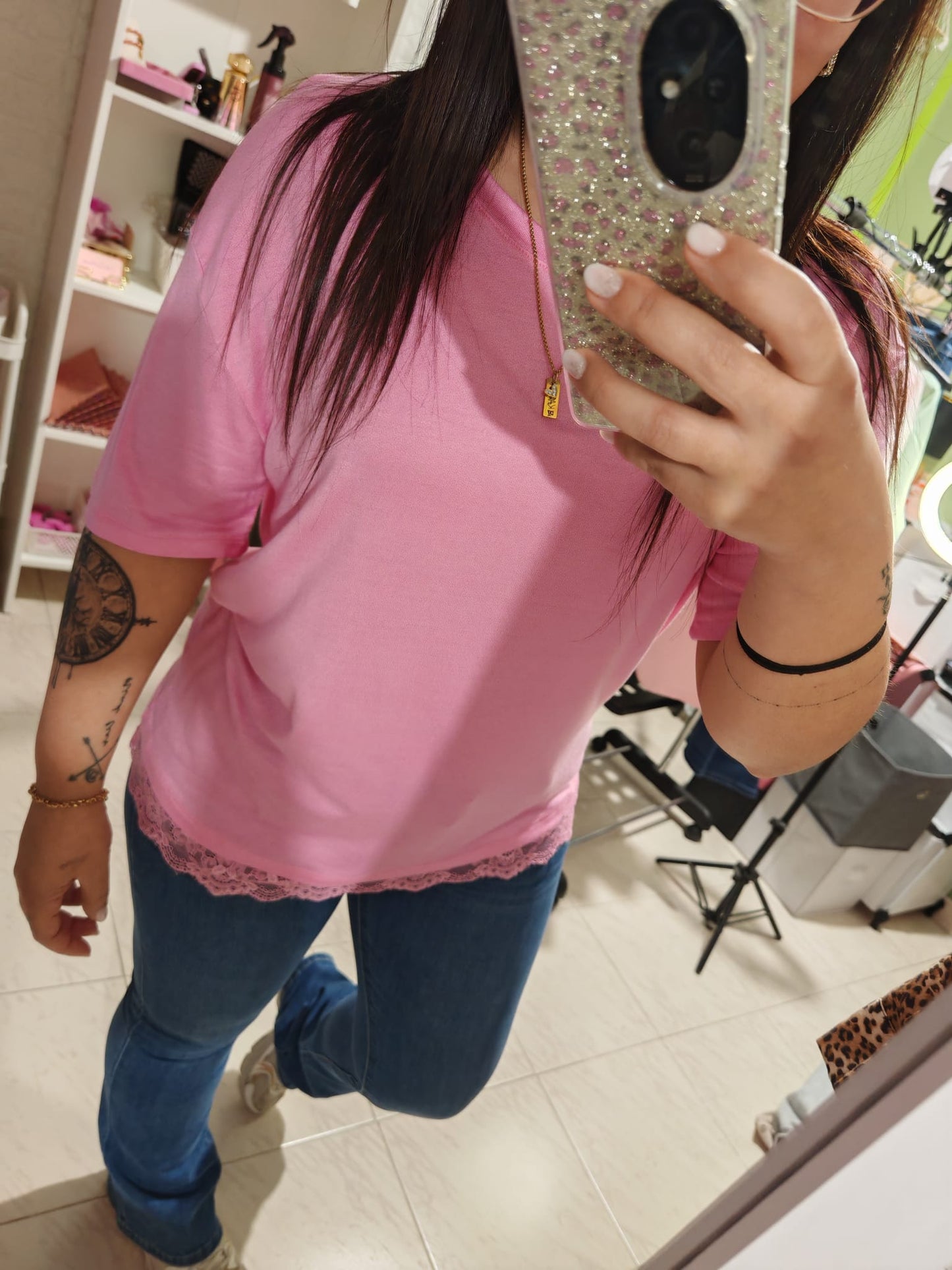 Camiseta Bajo Encaje Rosa LUM