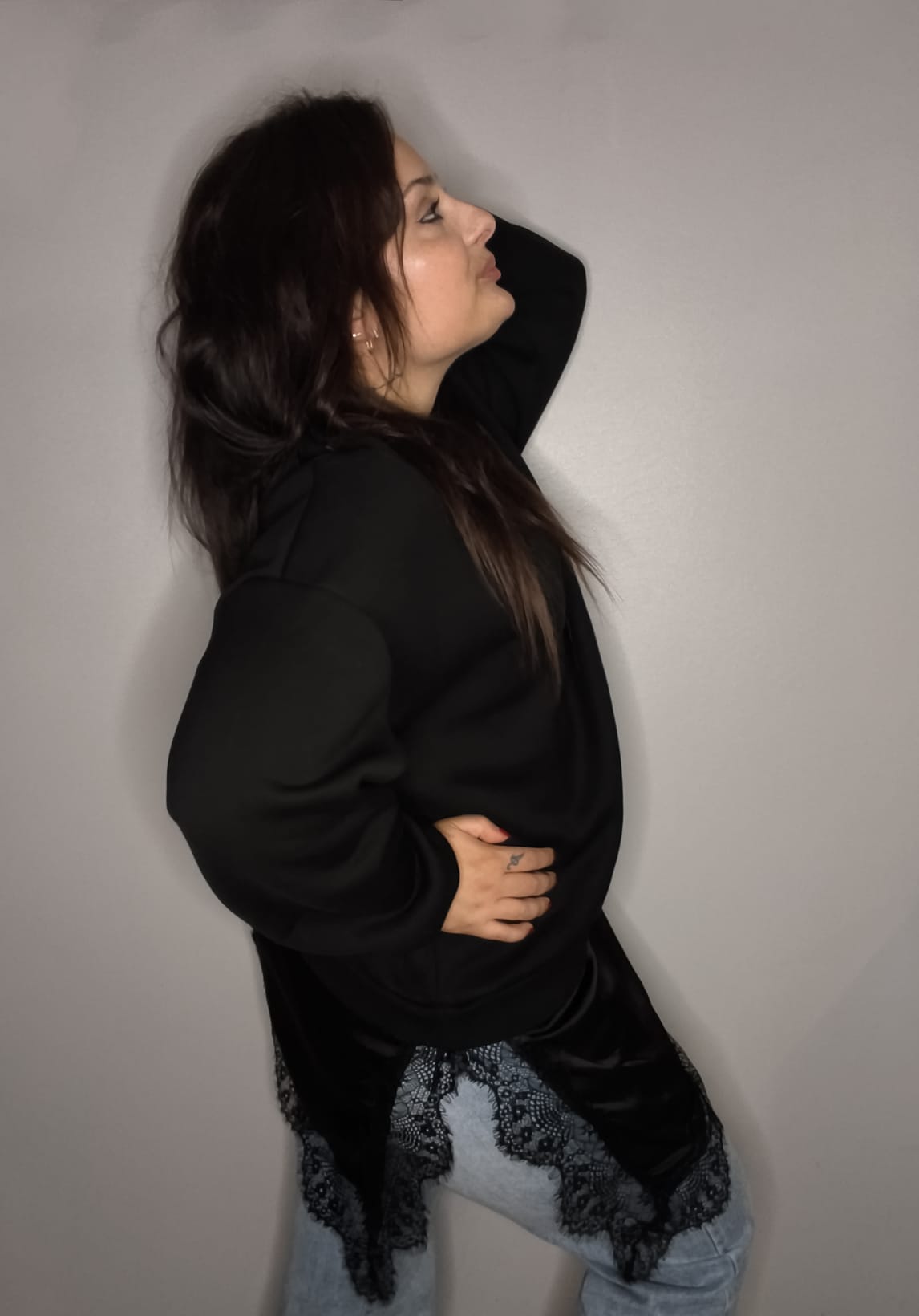 Sudadera Encaje Asimétrica LUMINA