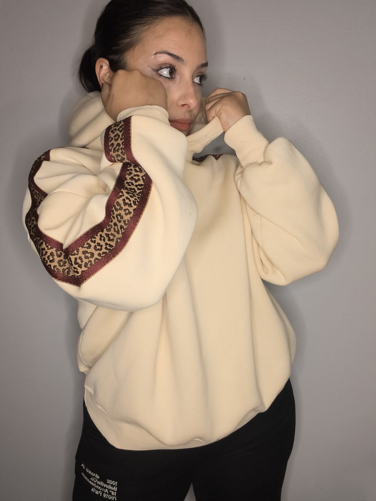 Sudadera Franjas Animal Print Beige - LUMINA