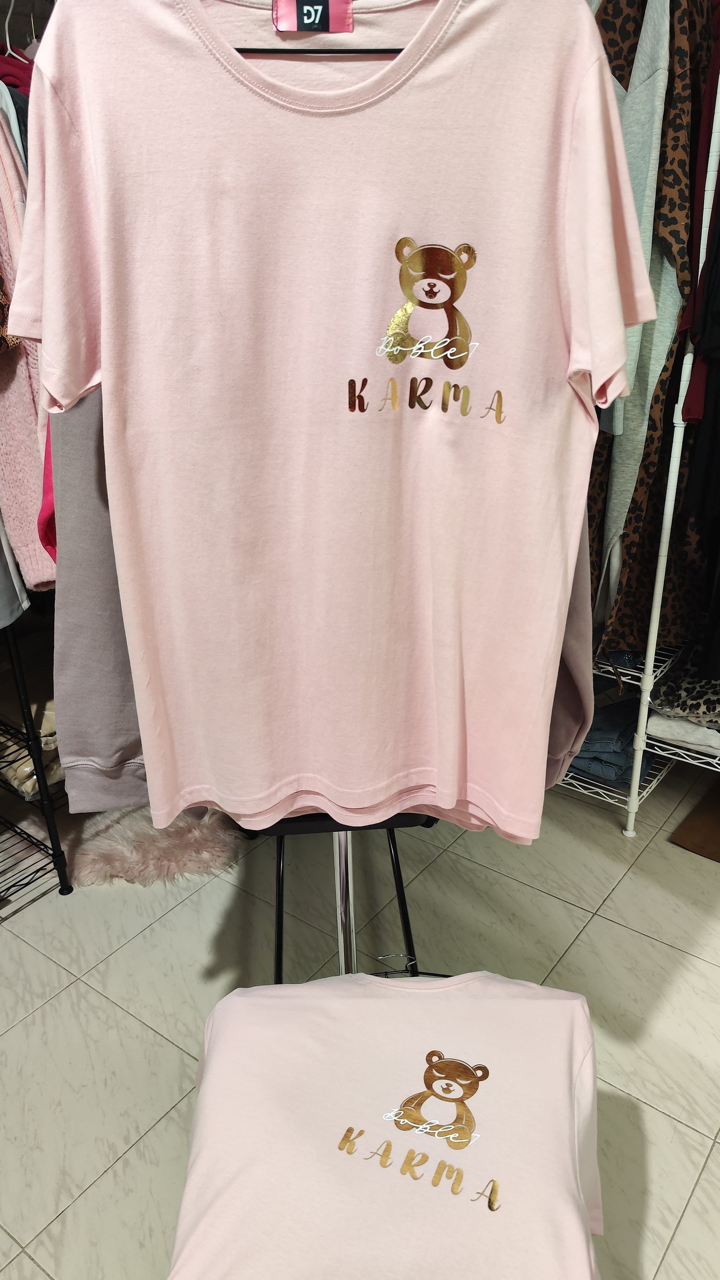 Camiseta Karma Bear D7 (Oro)