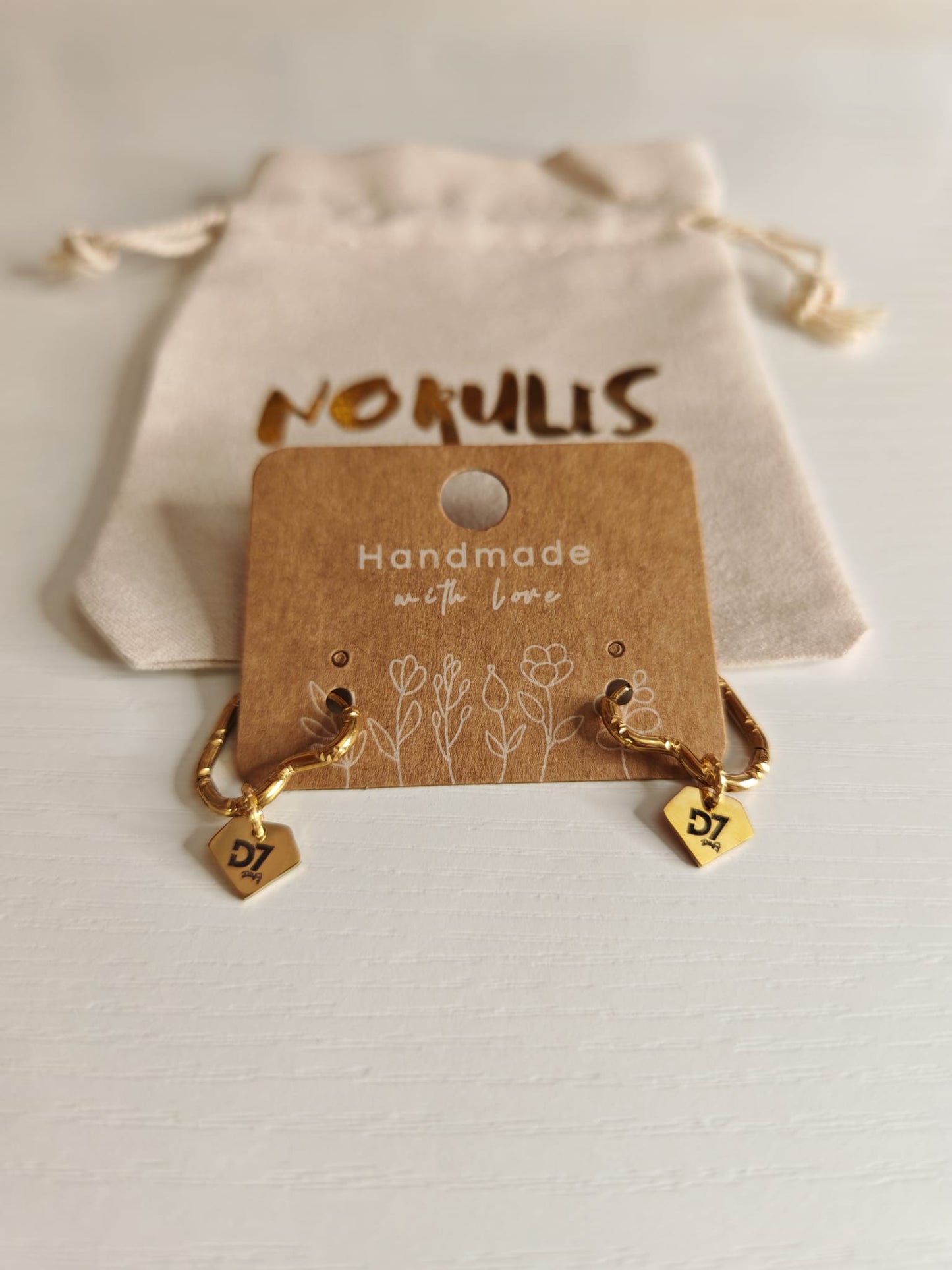 Pendientes Love NR