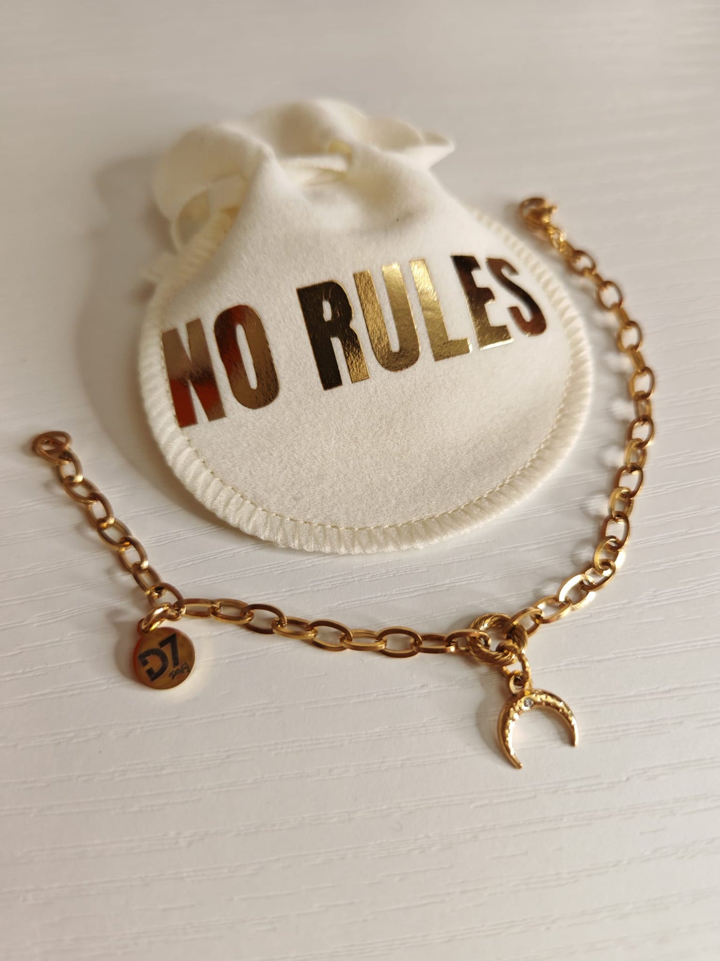 Pulsera Luna D7 Oro