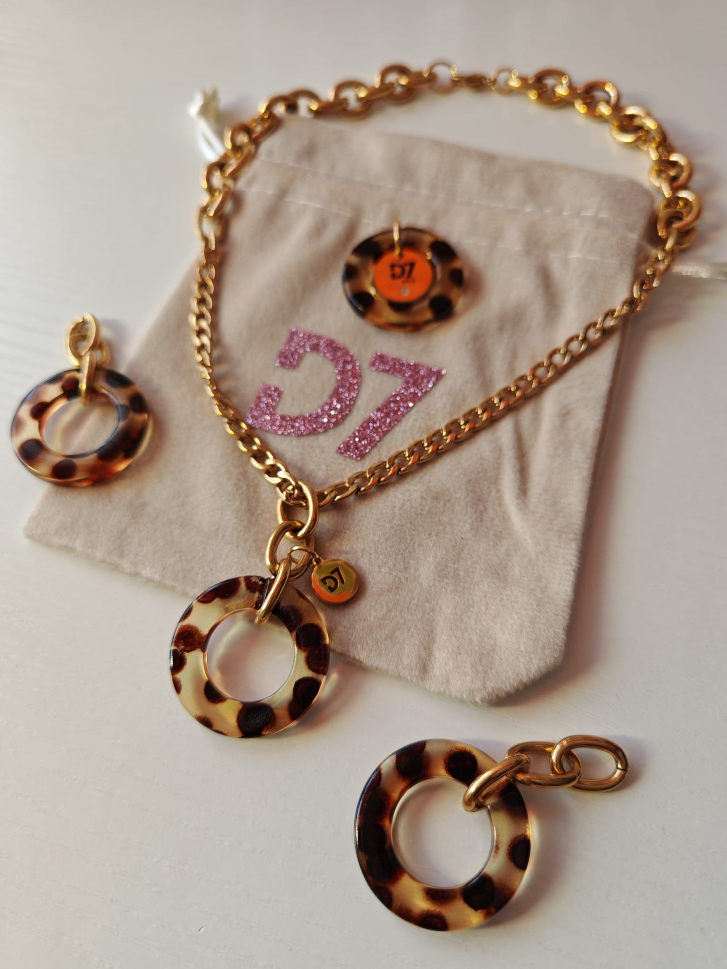 Collar LEO D7
