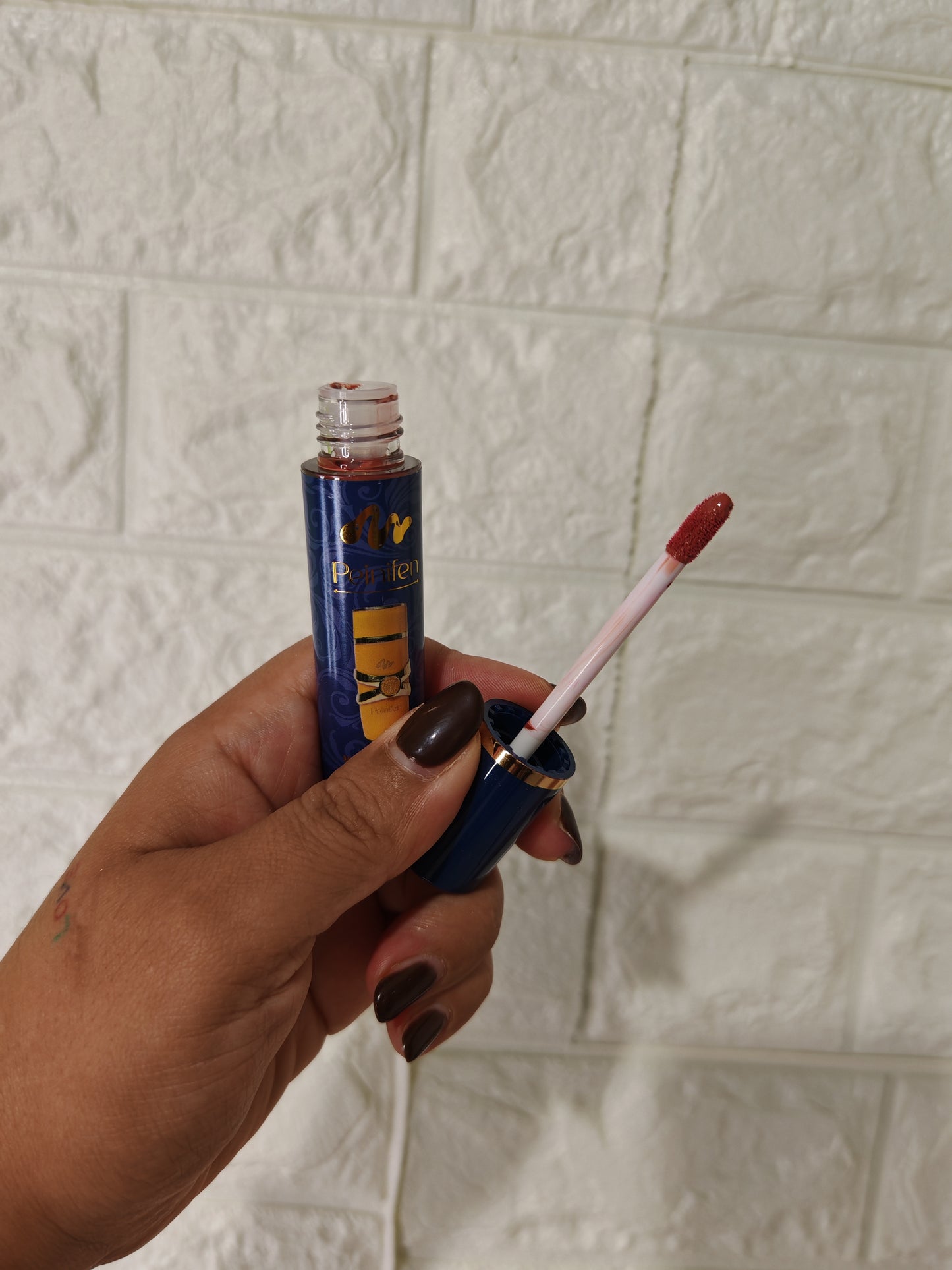 Lip Glaze Colores Yara
