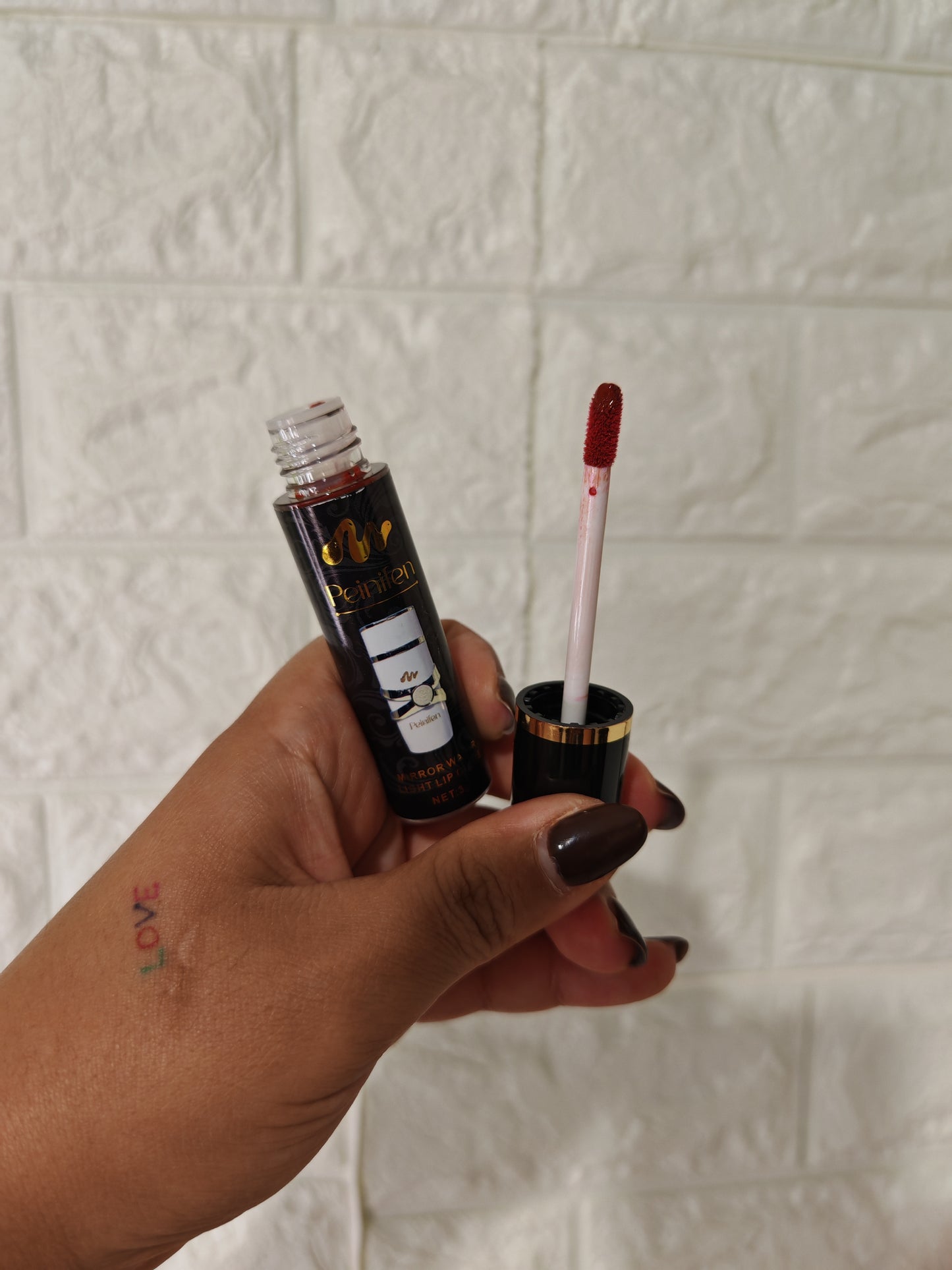 Lip Glaze Colores Yara